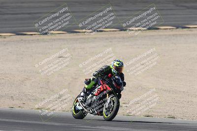 media/Oct-30-2025-Racers Edge (Thu) [[dabbdaf680]]/3-B Group/Session 2 (Bowl Exit)/